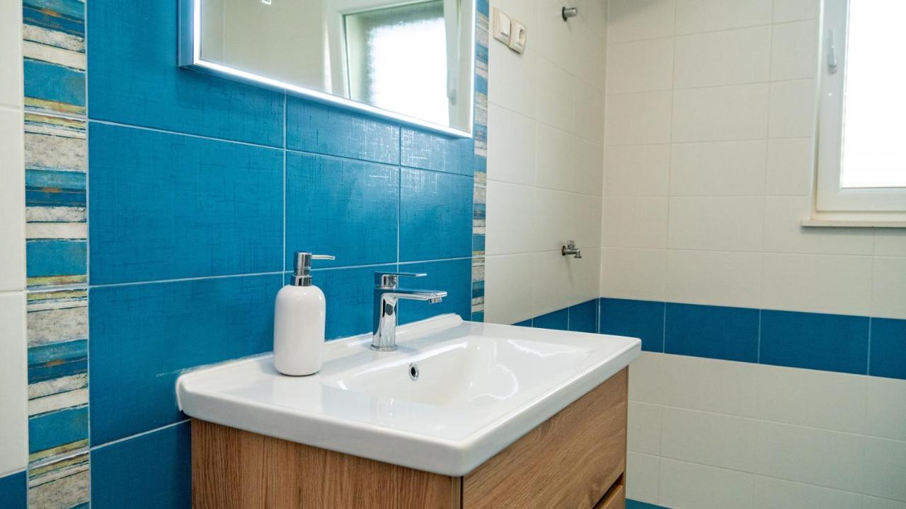 Calma Apartments 特罗吉尔 外观 照片
