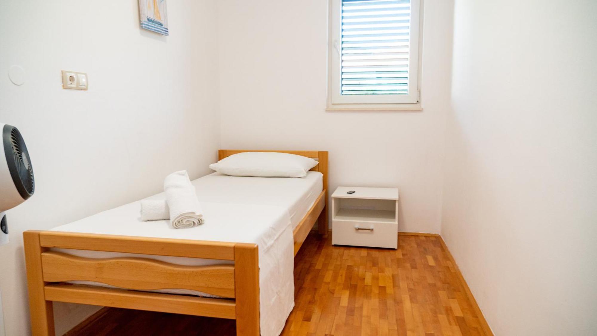 Calma Apartments 特罗吉尔 外观 照片