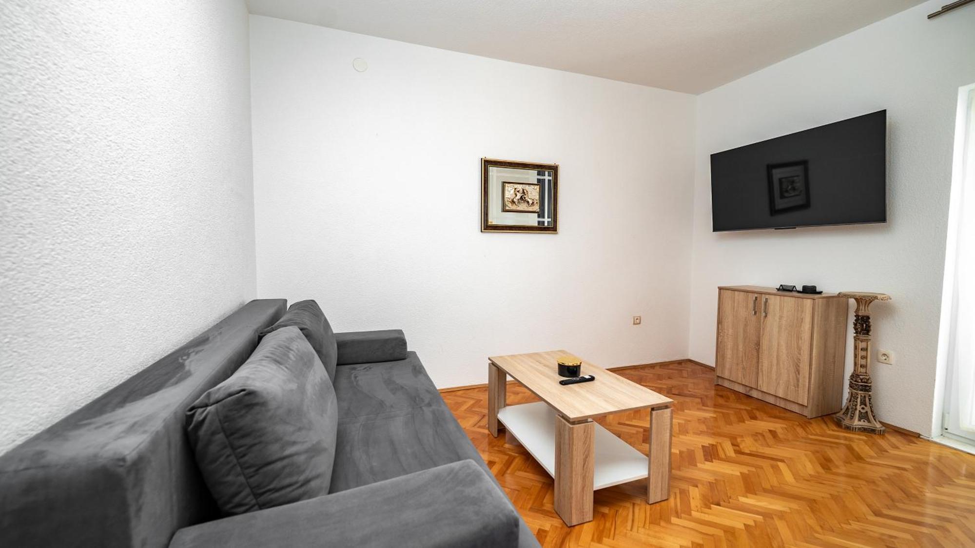 Calma Apartments 特罗吉尔 外观 照片