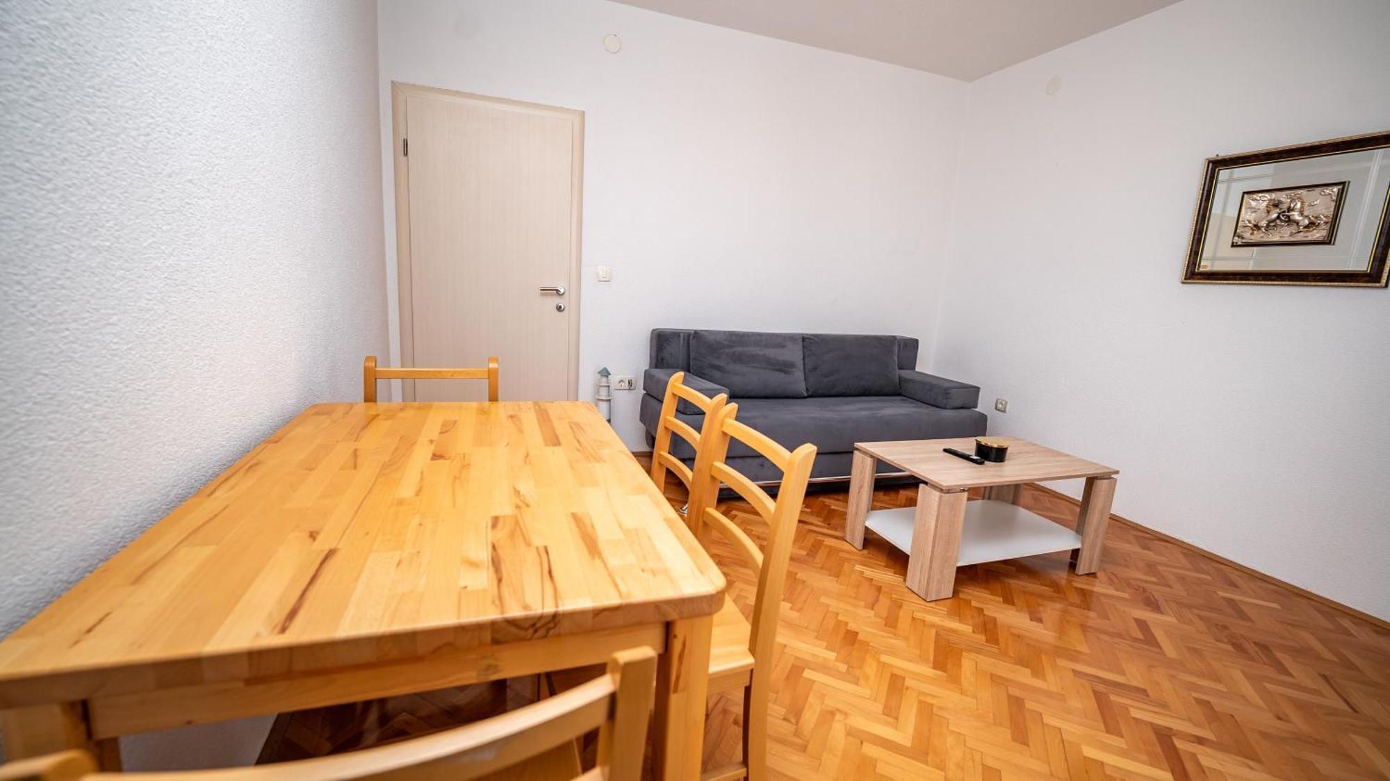 Calma Apartments 特罗吉尔 外观 照片