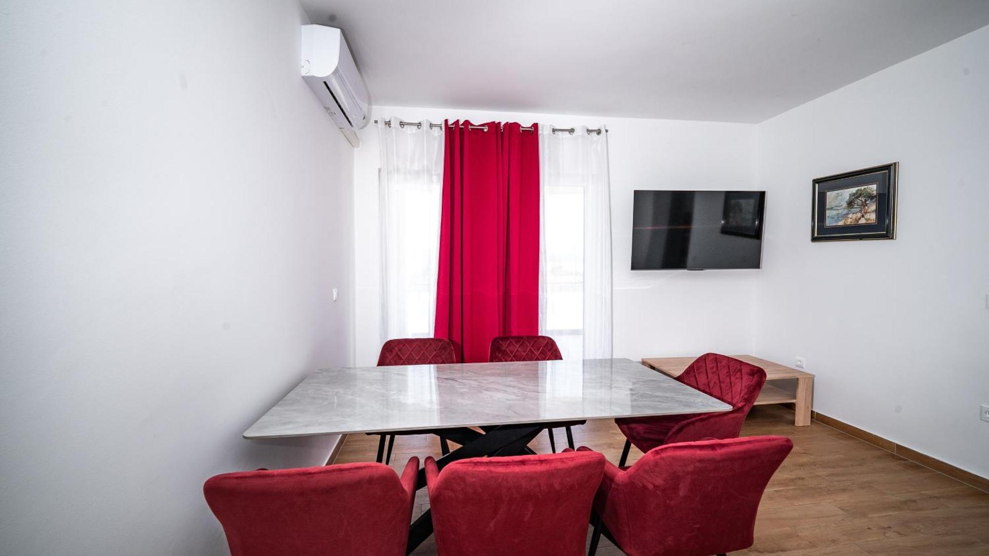 Calma Apartments 特罗吉尔 外观 照片